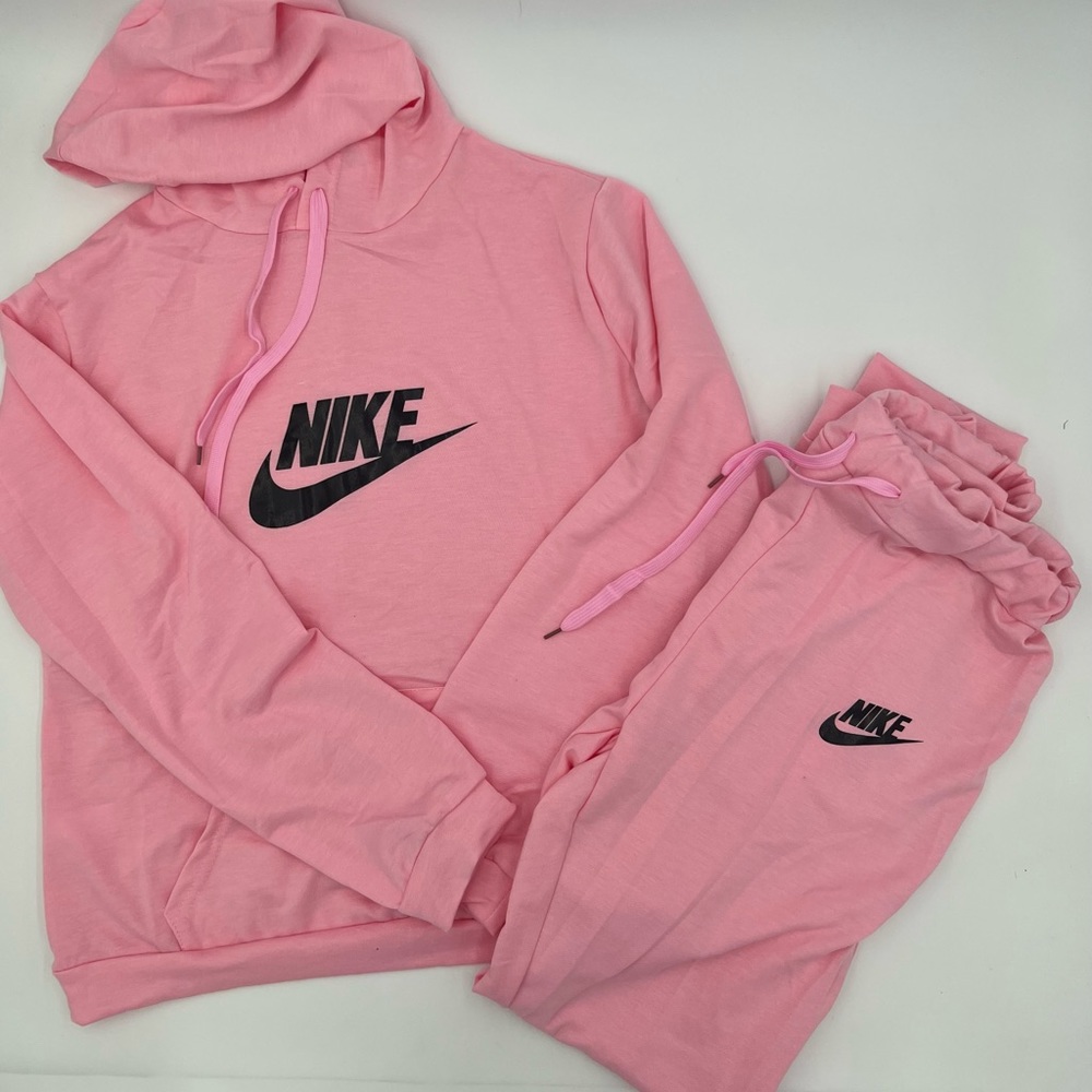 Nike suit